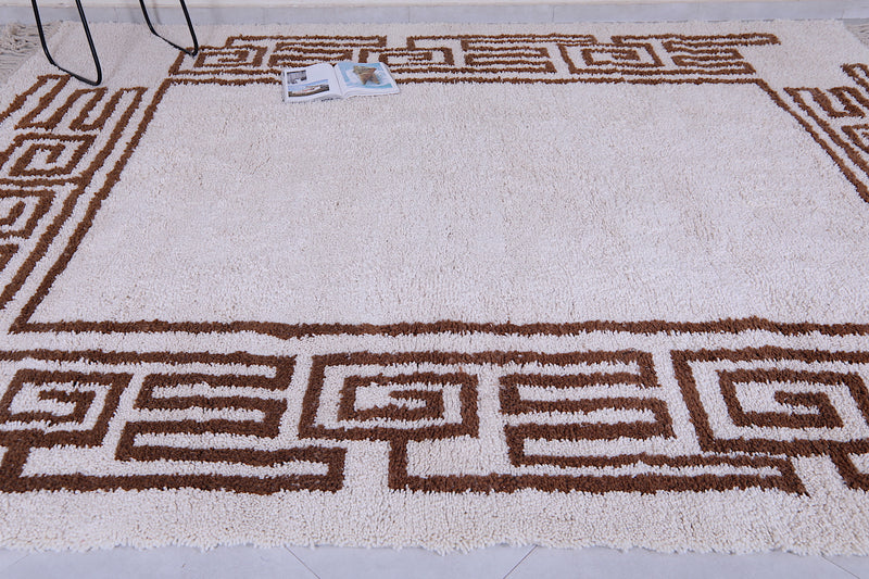 White Moroccan Berber rug with brown geometric design - Custom size