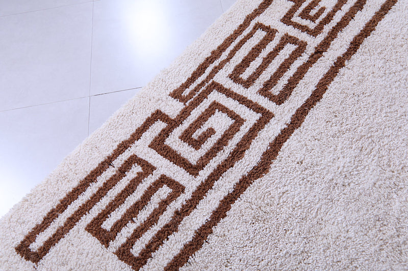 White Moroccan Berber rug with brown geometric design - Custom size