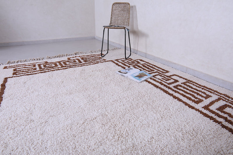 White Moroccan Berber rug with brown geometric design - Custom size