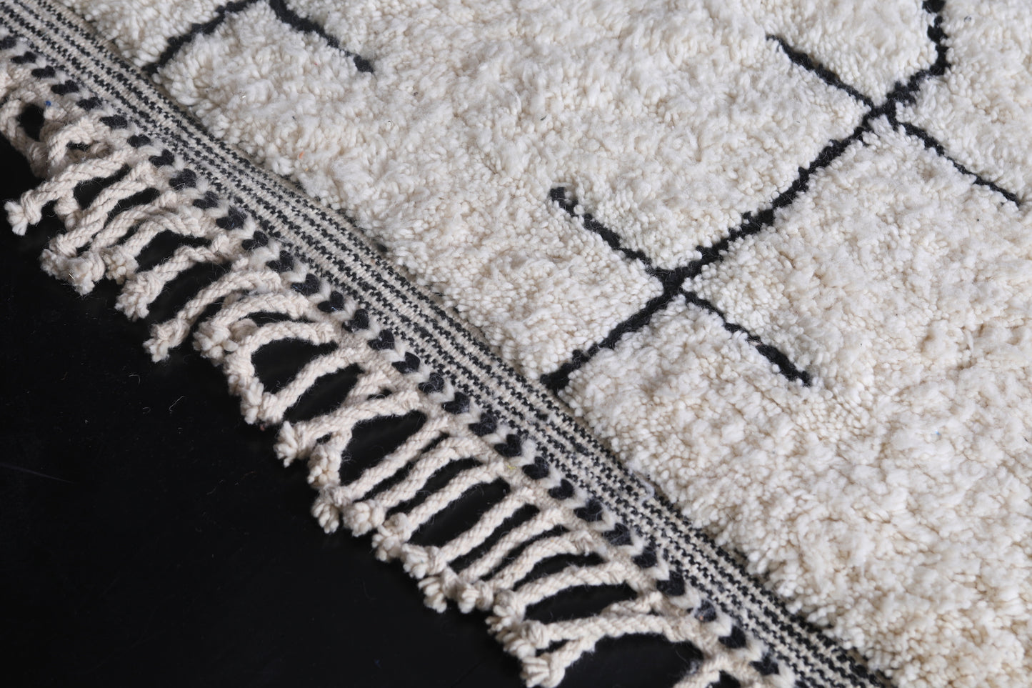 Handmade Beniourain rug - Custom Berber rug