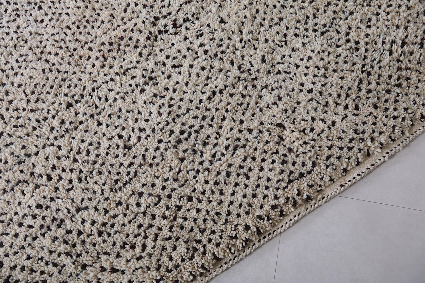 Moroccan solid rug - Handmade Berber area rug