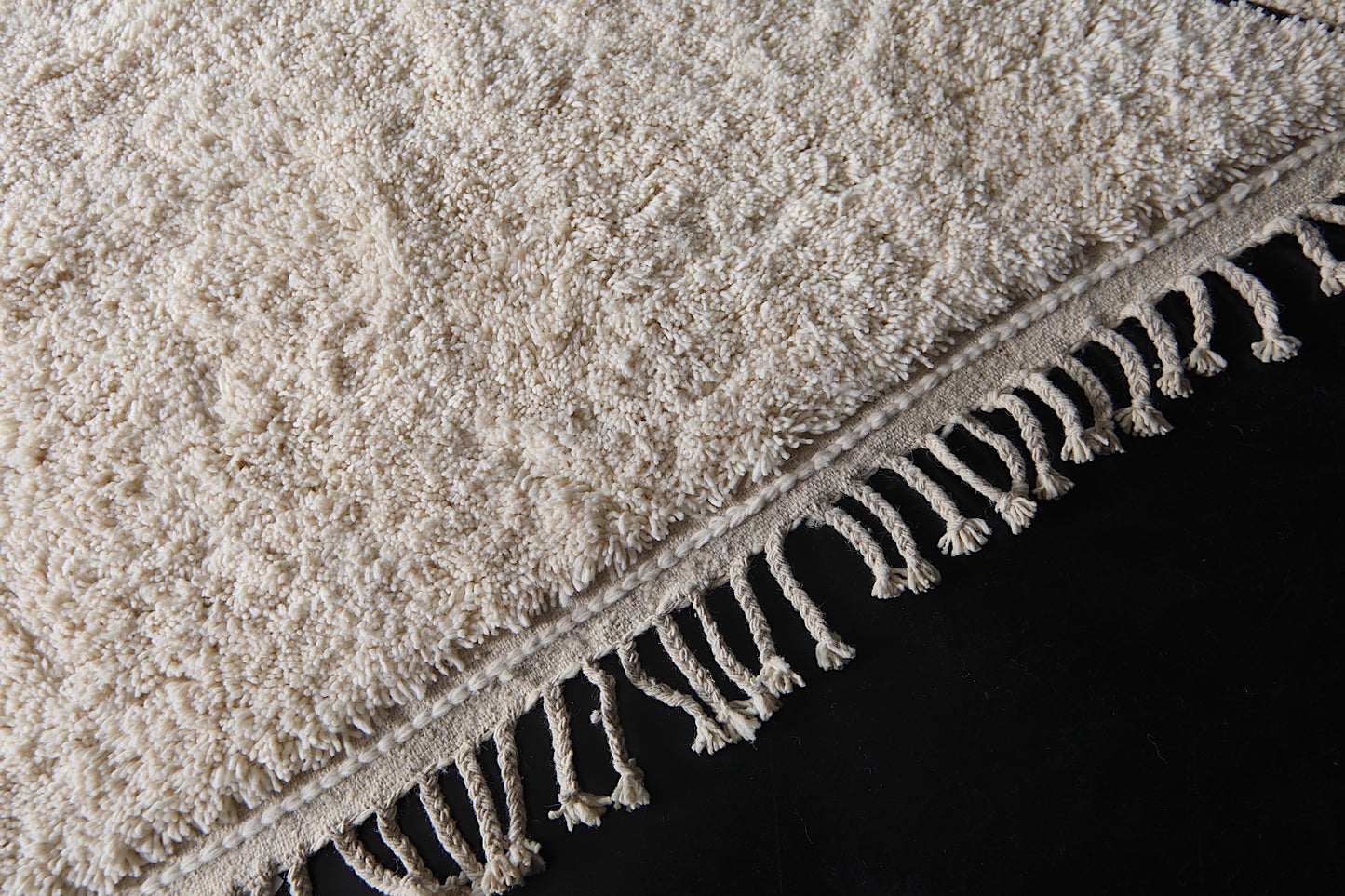 Authentic rug - Moroccan Beniourain rug - Plain Wool rug