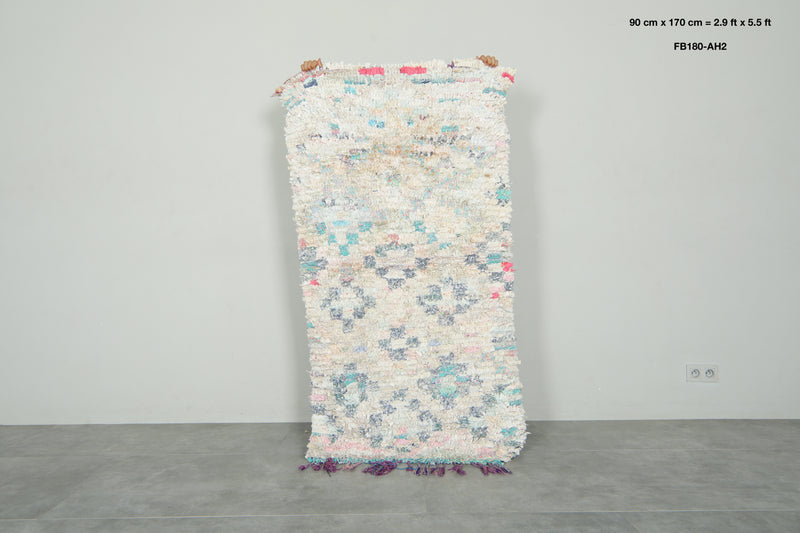 White Moroccan rug - 2.9 ft x 5.5 ft - Handwoven wool rug
