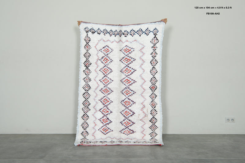 Geometric Moroccan wool rug - 4.9 ft x 9.3 ft - Boucherouite carpet