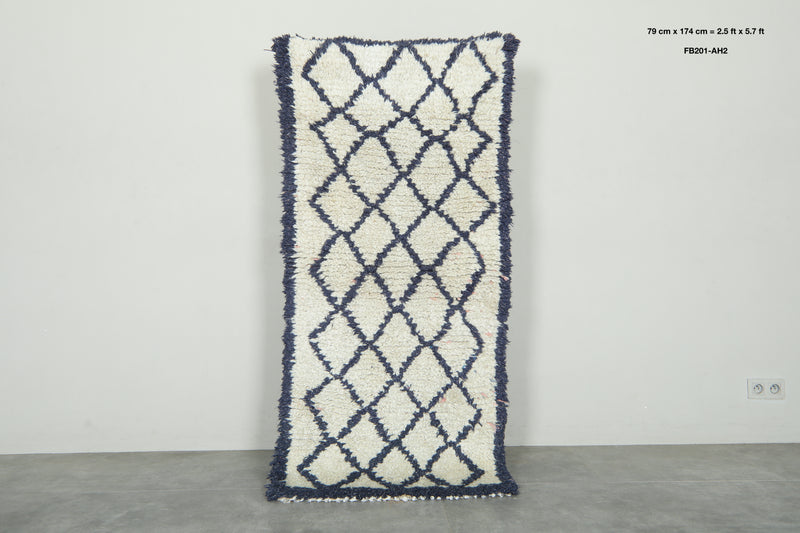 White & blue Moroccan azilal rug - 2.5 ft x 5.7 ft