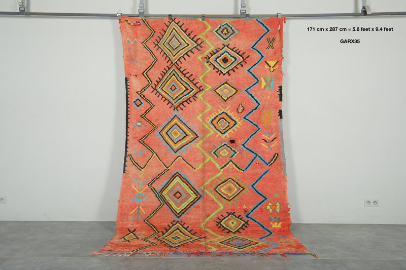 Orange azilal rug - Moroccan wool carpet with geometric diamonds - 5.6 ft x 9.4 ft