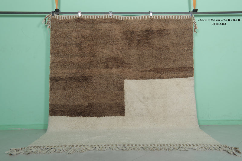 Beni ourain Moroccan rug - 7.2 x 8.2 ft | Handwoven two-tone elegance