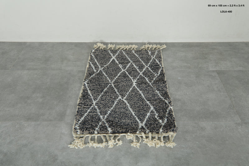 Handmade small Moroccan beni ourain rug - 2.2 ft x 3.4 ft