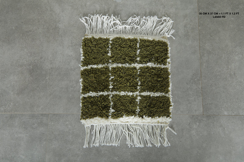 Small olive green and white checkered Moroccan rug - 1.1 FT X 1.2 FT