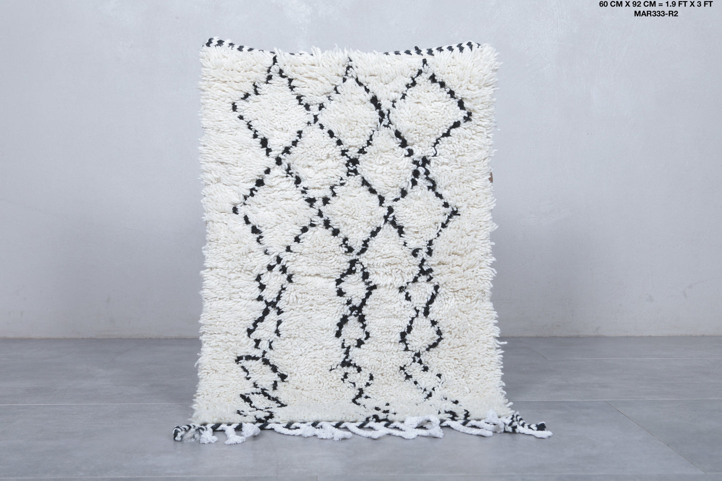 Moroccan rug 1.9 X 3 Feet