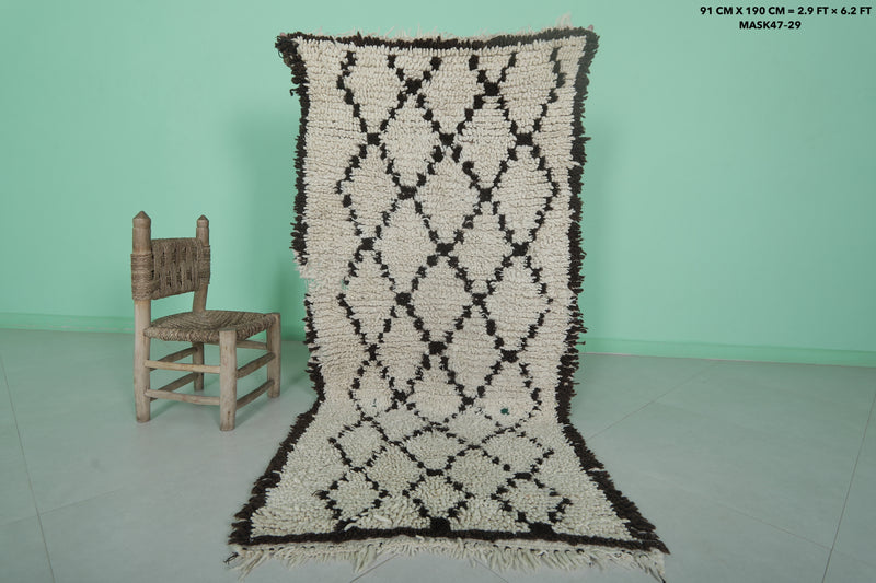 Handwoven Moroccan Rug - 2.9 X 6.2 Feet | Berber Wool Carpet - Boucherouite Rugs
