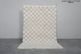 Moroccan rug 5.1 X 7.9 Feet