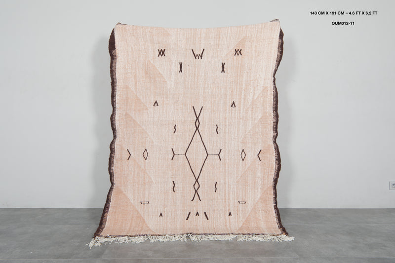 Flat-woven Moroccan Kilim Rug 4.6 x 6.2 ft - 