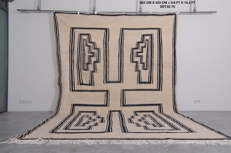 Large Moroccan Rug - 9.6 x 14.2 ft | Handwoven Geometric Wool - Handwoven Kilim