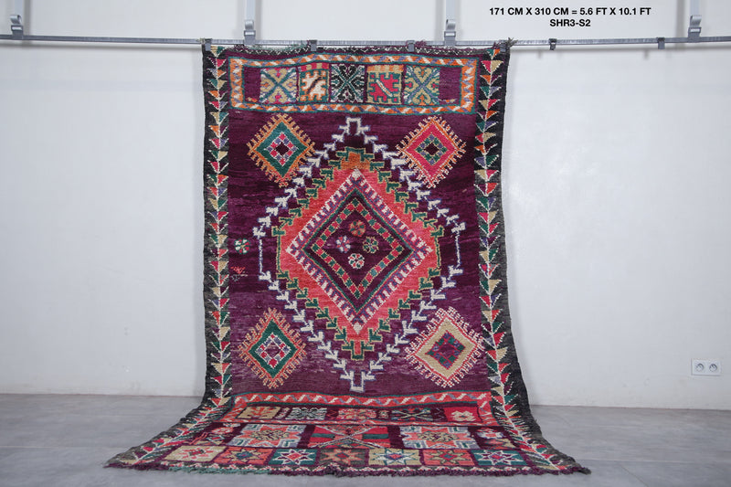 Handmade Moroccan Rug - 5.6 x 10.1 Feet