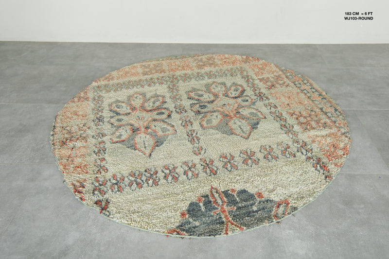Round Moroccan Wool Rug 6 Feet – Vintage Floral Pattern