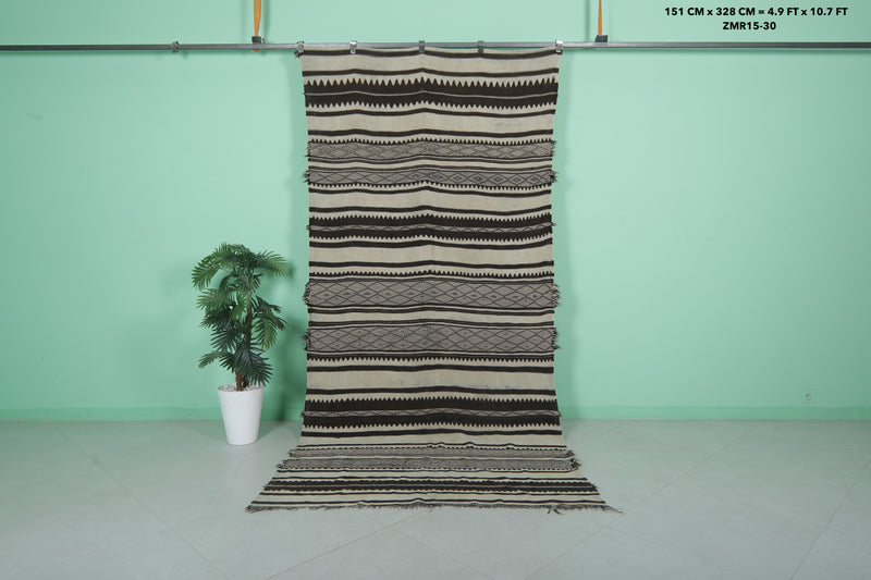 Handwoven Kilim Rug 4.9 FT x 10.7 FT – Elegant Black and White Design - Handwoven Kilim