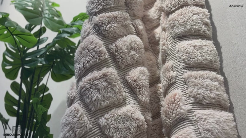 Beautiful Moroccan rug 7.1 FT X 10.7 FT