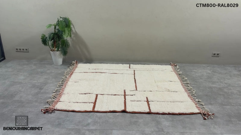 Custom beni ourain rug – White wool with terracotta geometric lines