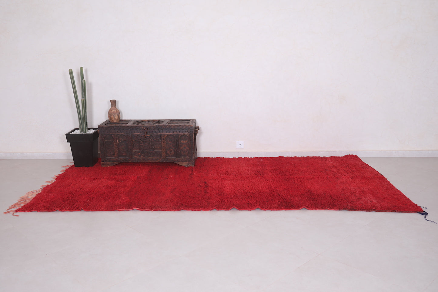 Moroccan rug red 5.3 FT X 10.6 FT