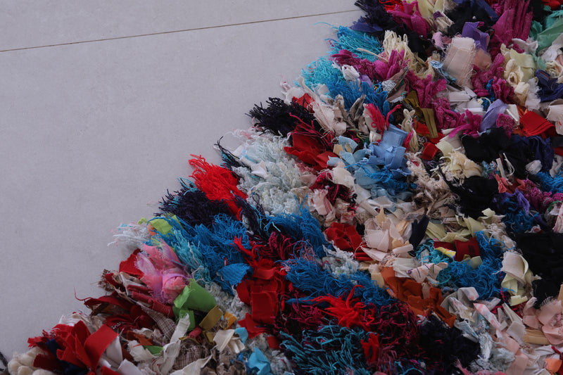 Vintage Moroccan Handmade Boucherouite Rug – 2 x 5.5 Feet - Boucherouite rug