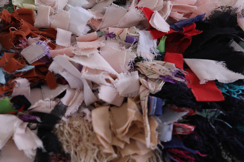 Vintage Moroccan Handmade Boucherouite Rug – 2 x 5.5 Feet - Boucherouite rug