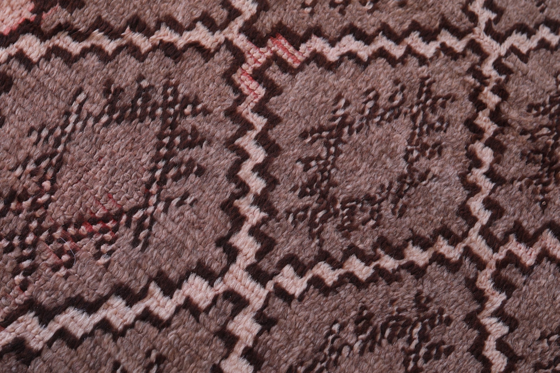Vintage moroccan berber rug 4.1 X 6.8 Feet