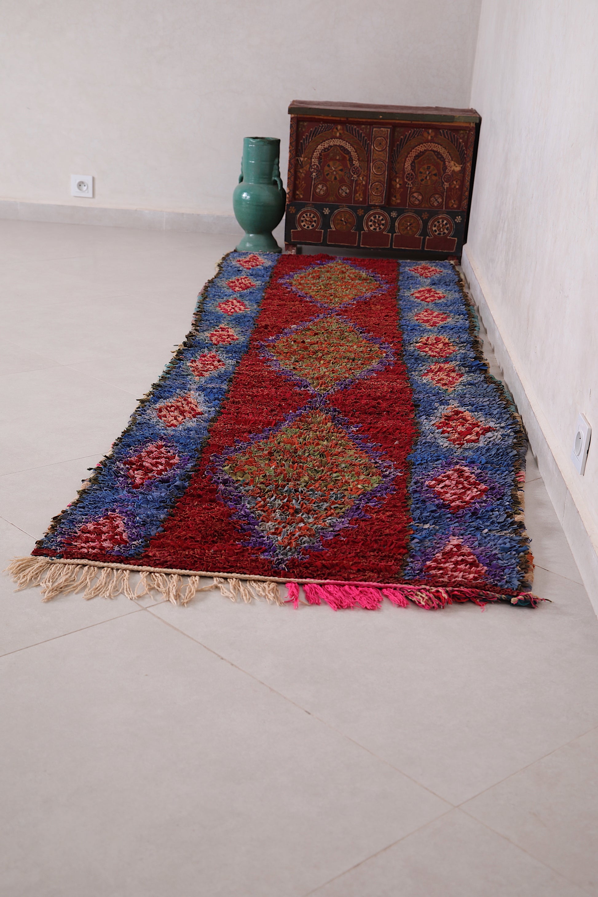 Entryway azilal rug vintage 2.7 x 9.3 Feet