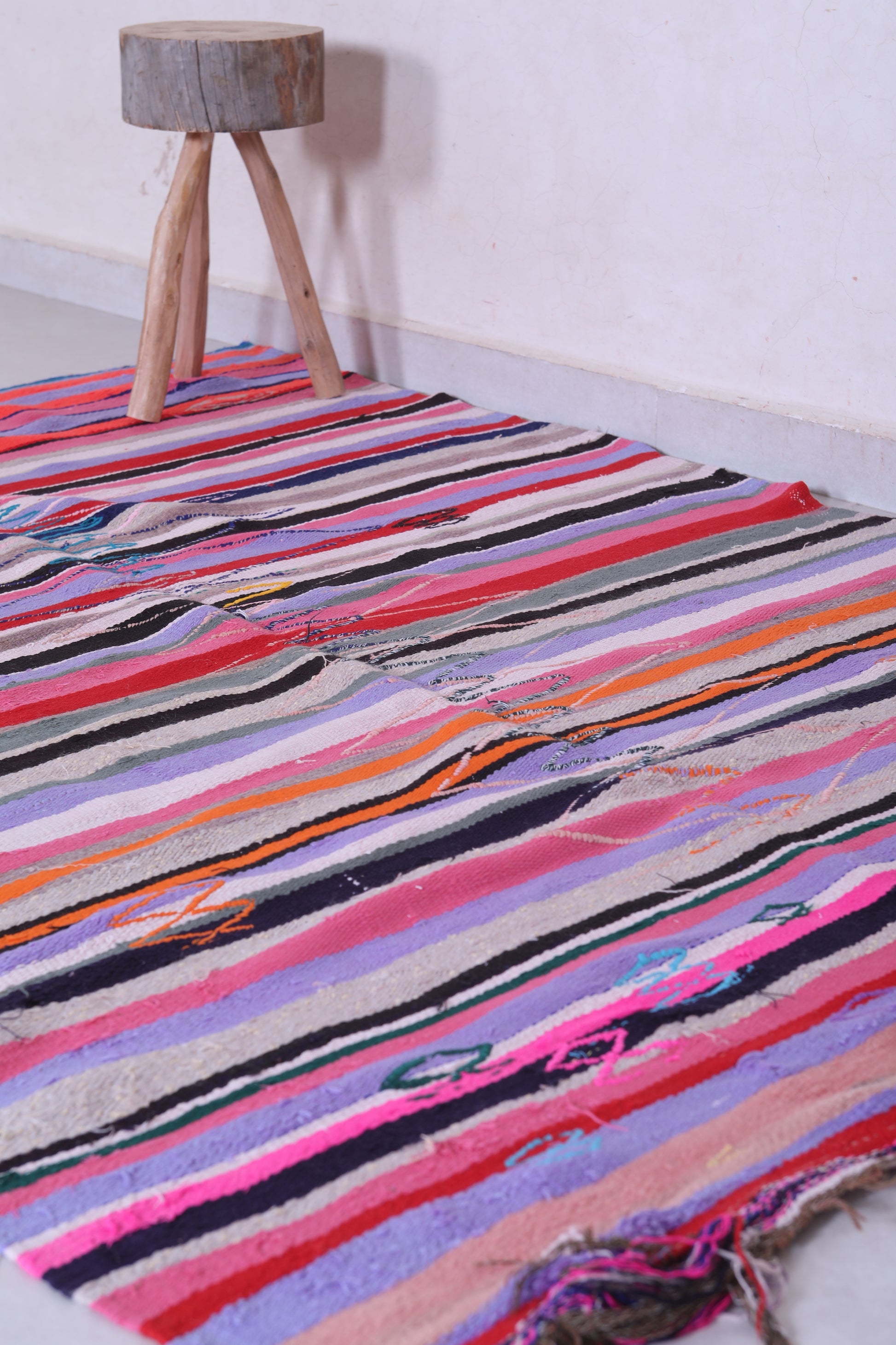 Colourful moroccan berber handwoven kilim 4.3 FT X 6.3 FT