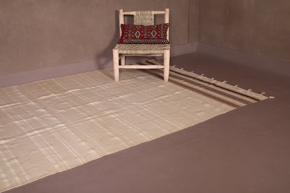 Moroccan rug 5.8 X 9.9 Feet