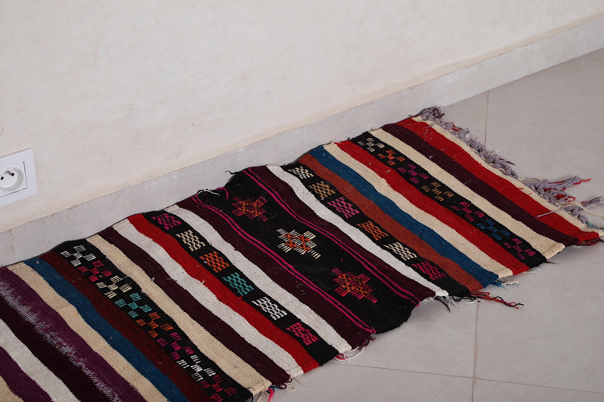 Vintage moroccan berber handwoven kilim runner rug 1.6 FT X 6.1 FT
