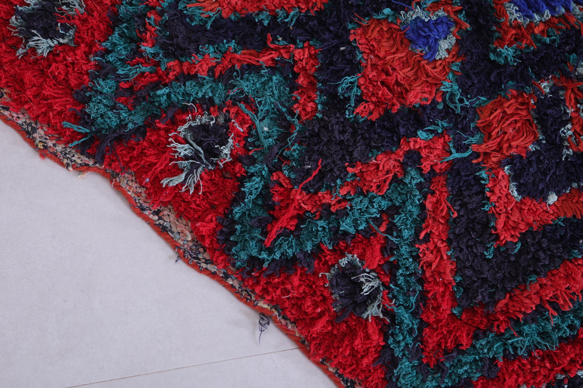 Vintage handmade moroccan berber runner rug 3.4 FT X 5.9 FT