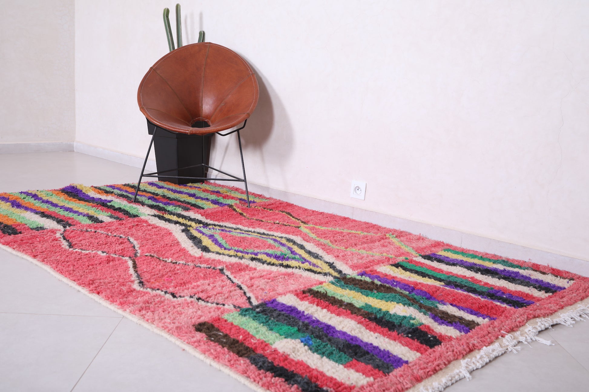 Vintage handmade moroccan berber colorful rug 4.8 FT X 8.4 FT