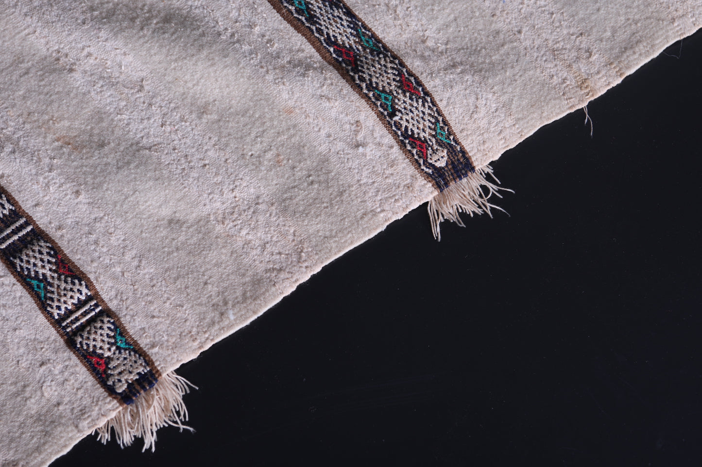 Vintage moroccan berber handwoven wedding blanket 3.6 FT X 6.5 FT