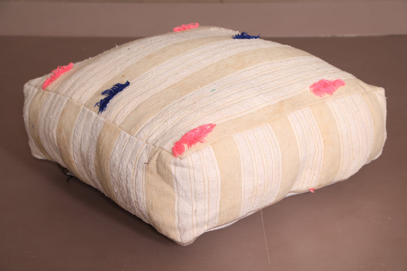 Two Ottoman pillows in beige kilim - Moroccan kilim pouf