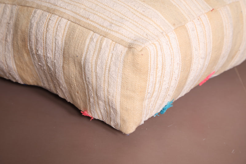 Two Ottoman pillows in beige kilim - Moroccan kilim pouf