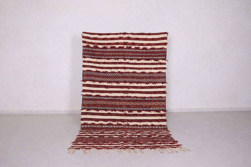 Handwoven Moroccan Kilim Rug - 4.9x8.3 ft - Handwoven Kilim