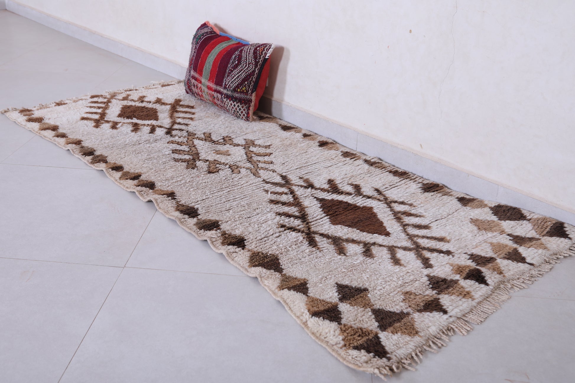 Vintage Moroccan Hallway Rug Shag 2.7 X 6.6 Feet