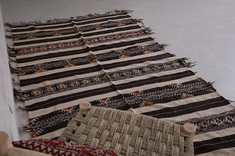 Handwoven Kilim Rug 4.5 FT X 8.5 FT – Traditional Moroccan Design - Handwoven Kilim