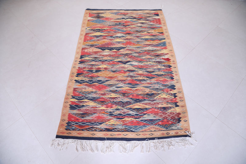 Moroccan handwoven kilim 3.5 FT X 5.8 FT
