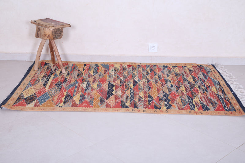 Moroccan handwoven kilim 3.5 FT X 5.8 FT
