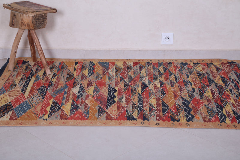Moroccan handwoven kilim 3.5 FT X 5.8 FT