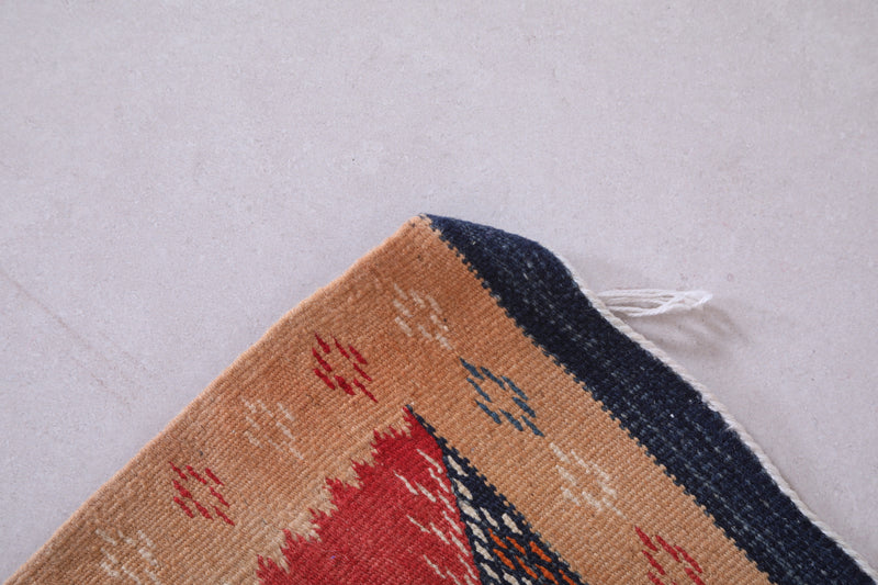 Moroccan handwoven kilim 3.5 FT X 5.8 FT