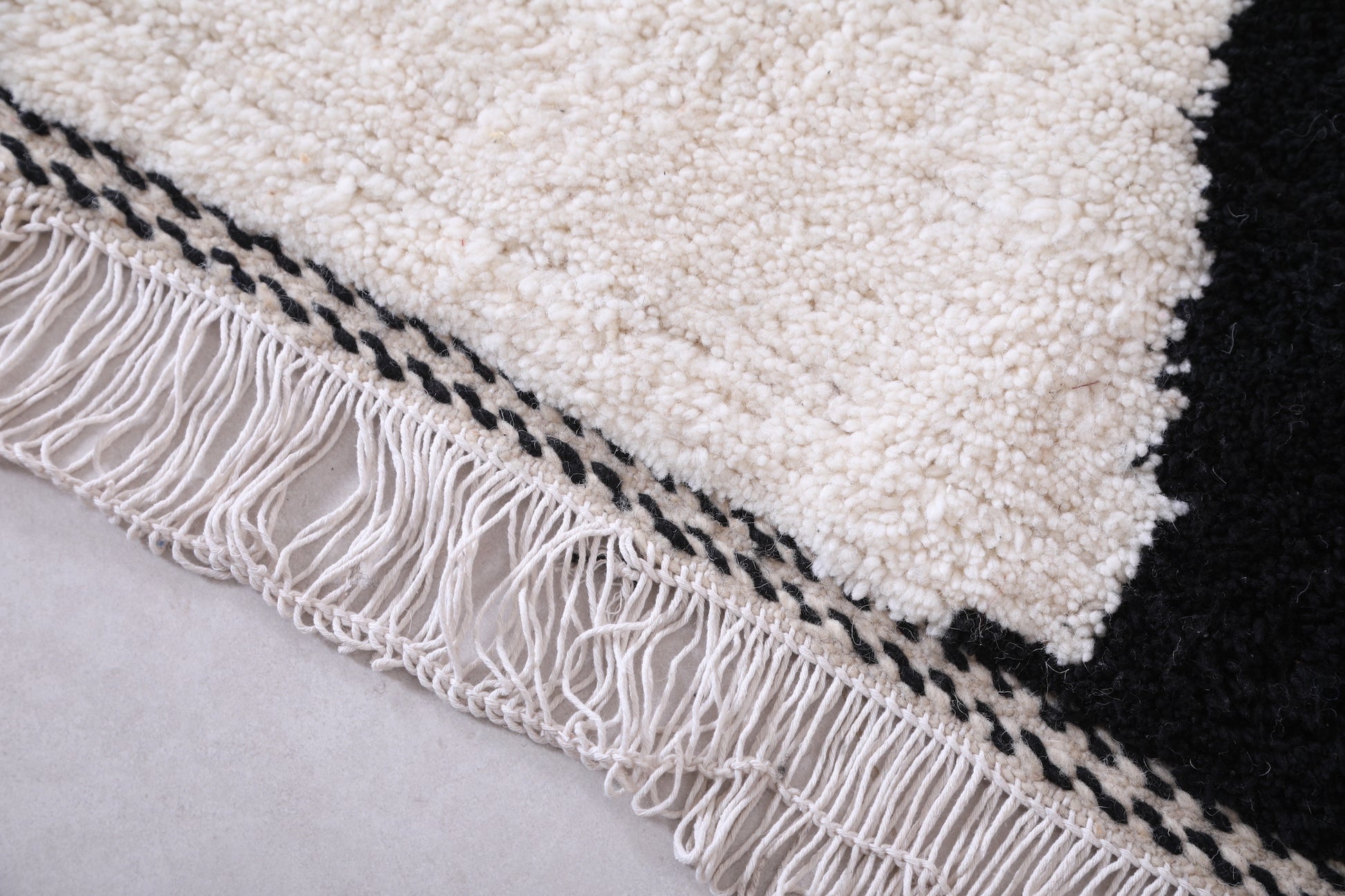 Contemporary rug - Beniourain Moroccan rug - wool rug - Custom Rug