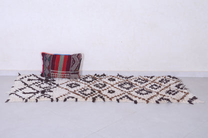 Vintage handmade moroccan berber runner rug 2.6 FT X 6.7 FT