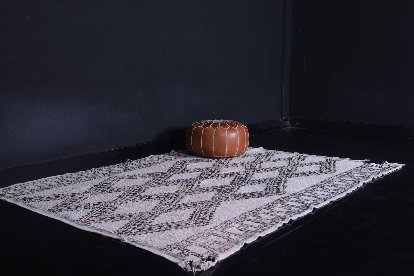 Moroccan rug 6.2 X 8.4 Feet