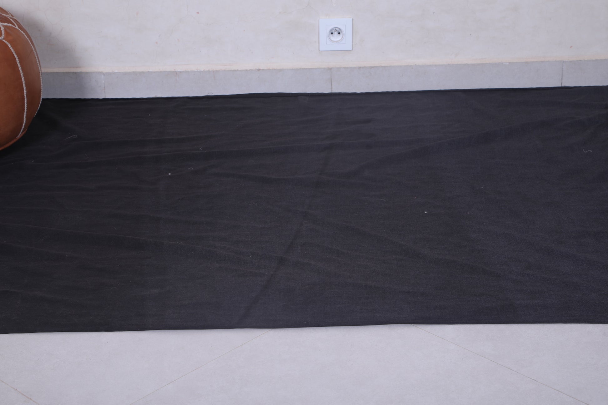 Vintage black handwoven kilim  4 FT X 7.6 FT
