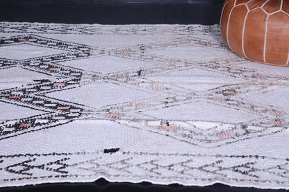moroccan trellis rug 5.3 X 7 Feet