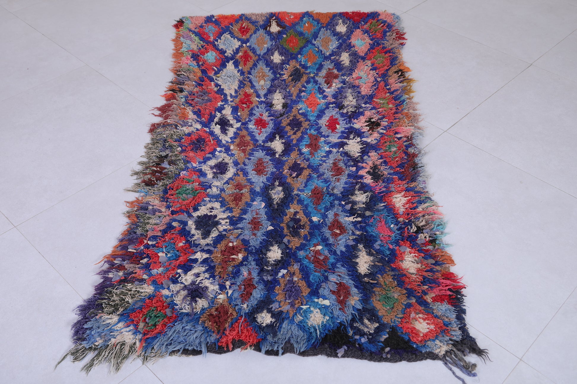 Vintage handmade moroccan runner rug 2.6 FT X 5.3 FT