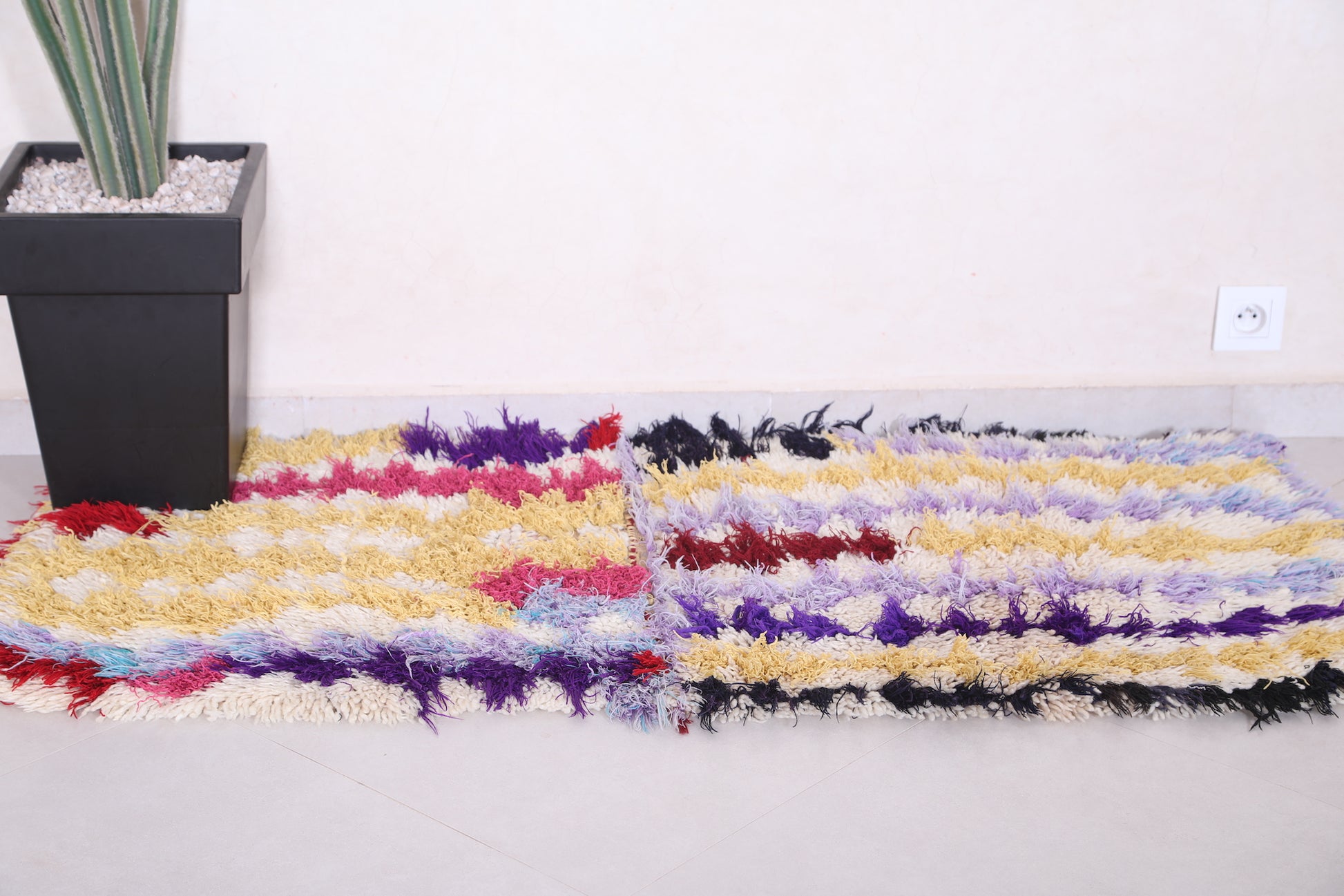 Colorful shaggy Moroccan rug 2.3 X 4.9 Feet
